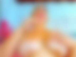 milfhornyy99's Live Sex Cam Show