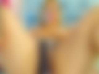 milfhornyy99's Live Sex Cam Show
