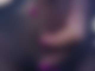 Live cam show with Andrew-Taylor09 - Brunette Hair on Sweet Sext