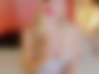 Live cam show with EVA-ROSS6 - Strapon on Camsoda