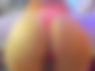 Live cam show with AshleyJonse - Blue Eyes on Pornisteam.com