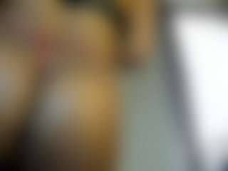 Xia-Ebonyts's Live Sex Cam Show
