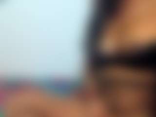 Xia-Ebonyts's Live Sex Cam Show