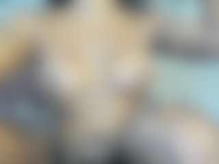Xia-Ebonyts's Live Sex Cam Show