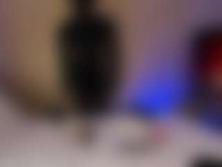 Alice-Christina's Live Sex Cam Show