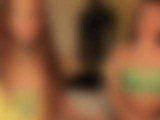 Alice-Christina's Live Sex Cam Show