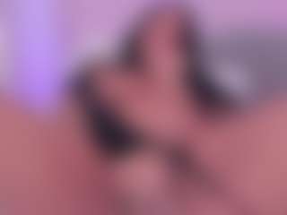 tatii-moon's Live Sex Cam Show