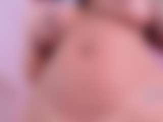 tatii-moon's Live Sex Cam Show