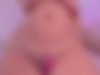 Live cam show with tatii-moon - Amateur on Dolls Live