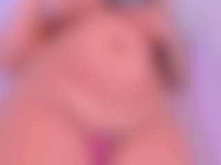 tatii-moon's Live Sex Cam Show