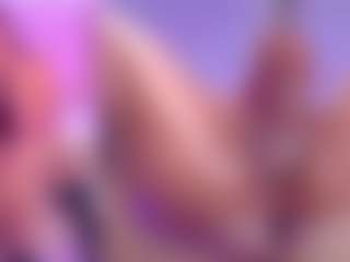Dolly-Mae's Live Sex Cam Show