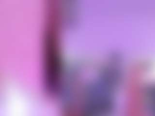 Live cam show with Dolly-Mae - Skinny on Camsoda
