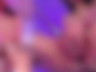 Live cam show with Dolly-Mae - Average on SxyPornLive