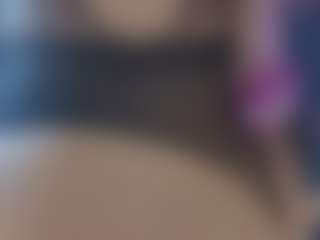 Live cam show with frezyviolet - Spanish on Camsoda | peru