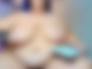 Live cam show with Ana - Bluehair on Nude Live Now
