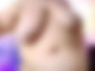 Live cam show with Ana - Bluehair on SquirtSoMuch