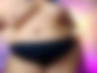 Ana MILF webcam performer live streaming
