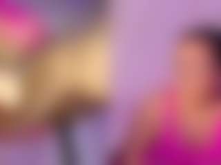 Live cam show with Mhia-Rey - Butt Plug on Milf Play