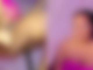 Live cam show with Mhia-Rey - Natural on chickslive.net