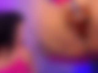 Live cam show with Mhia-Rey - Blowjob on SxyPornLive