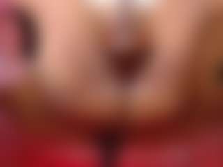 Live-Cam-Show mit Mhia-Rey - Erotic Dance auf Camsoda