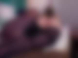 Live cam show with LucyLexton - Brown Hair on Camsoda