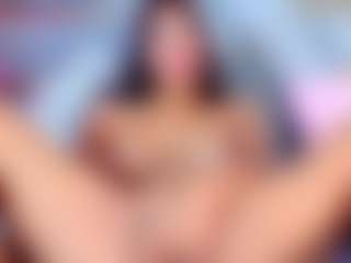 Live cam show with YesyHills - Solo on Camsoda