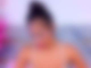 Live cam show with YesyHills - Double Penetration on SinfulBabes