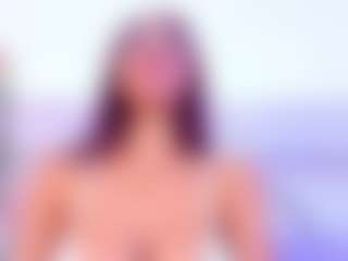 Live cam show with YesyHills - Facial on Gym Cam Girls