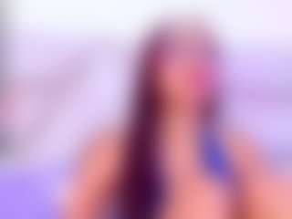 Live-Cam-Show mit YesyHills - Skinny auf Camsoda