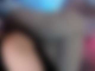 Live cam show with Bellastar84 - Middle Aged on AdultVida.com