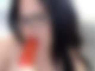 Live cam show with Bellastar84 - Middle Aged on Camsoda