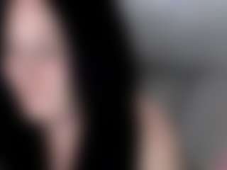 Bellastar84 MILF webcam performer live streaming