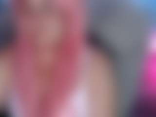 Live cam show with Bellastar84 - Green Eyes on Camsoda