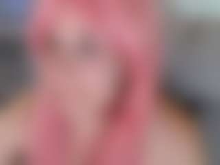 Live cam show with Bellastar84 - Green Eyes on fapnchat