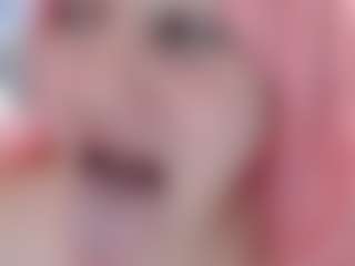 Live cam show with Bellastar84 - Green Eyes on Camsoda