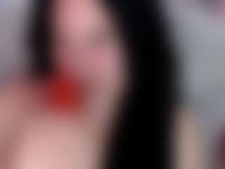 Live cam show with Bellastar84 - Green Eyes on livesuperchat.net