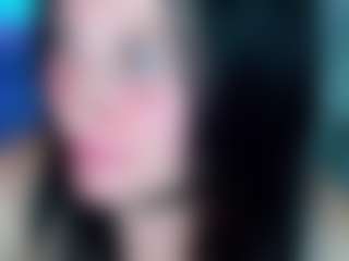 Live cam show with Bellastar84 - Green Eyes on CamwithHer