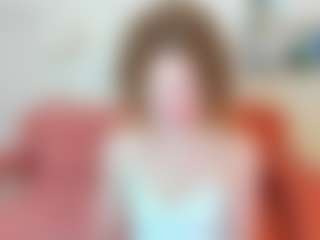 Live cam show with Wanda - Joi on livesuperchat.net