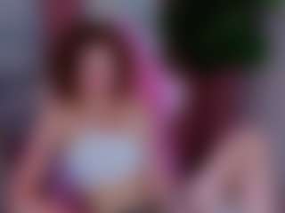 Live cam show with Wanda - Joi on liverealitysex.com