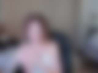 Live cam show with Wanda - Body Massage on CamwithHer