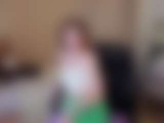 Live cam show with Wanda - Body Massage on CSO-WL
