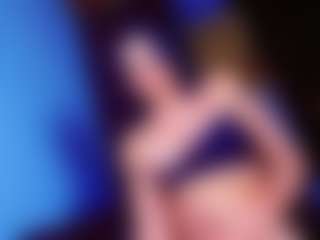 PARADISETRANSS's Live Sex Cam Show