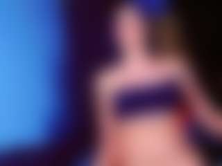 PARADISETRANSS's Live Sex Cam Show