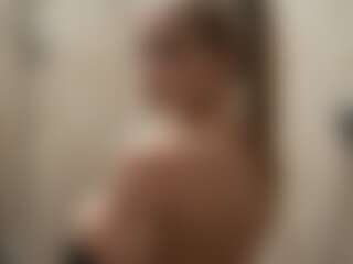 AmandaLicksMyAss's Live Sex Cam Show