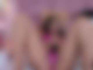 Live cam show with Amy - Striptease on Camsoda