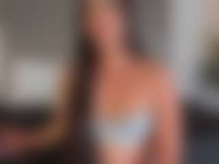 Live cam show with Anny-Cute - Butt Plug on Camsoda