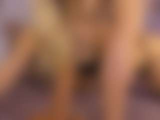 Live cam show with Ariana-sweet - Fingering on Camming Site