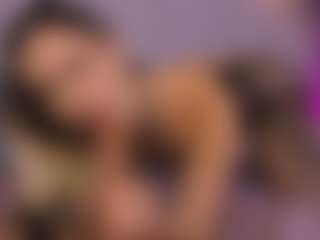 Live cam show with Ariana-sweet - Blonde Hair on Camming Site