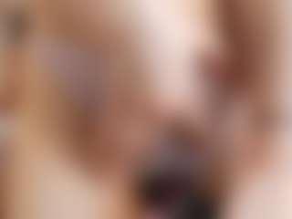 LynetteHeldreth's Live Sex Cam Show